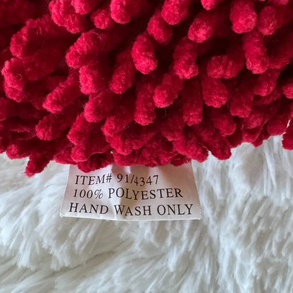 New Red Heart Shaped Soft Chenille Shag Plush Throw Pillow 14.5” x 14.5”